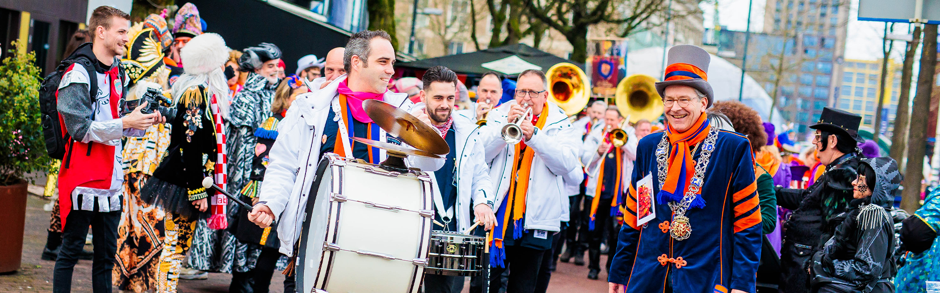 Carnaval vieren in lampegat