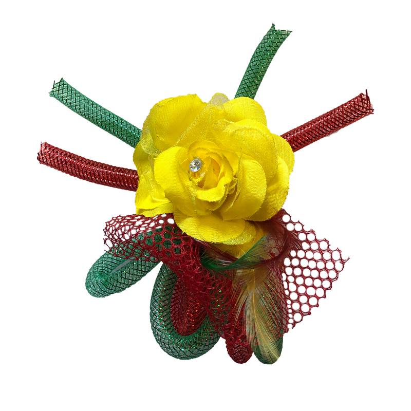 Gele roos broche oeteldonk