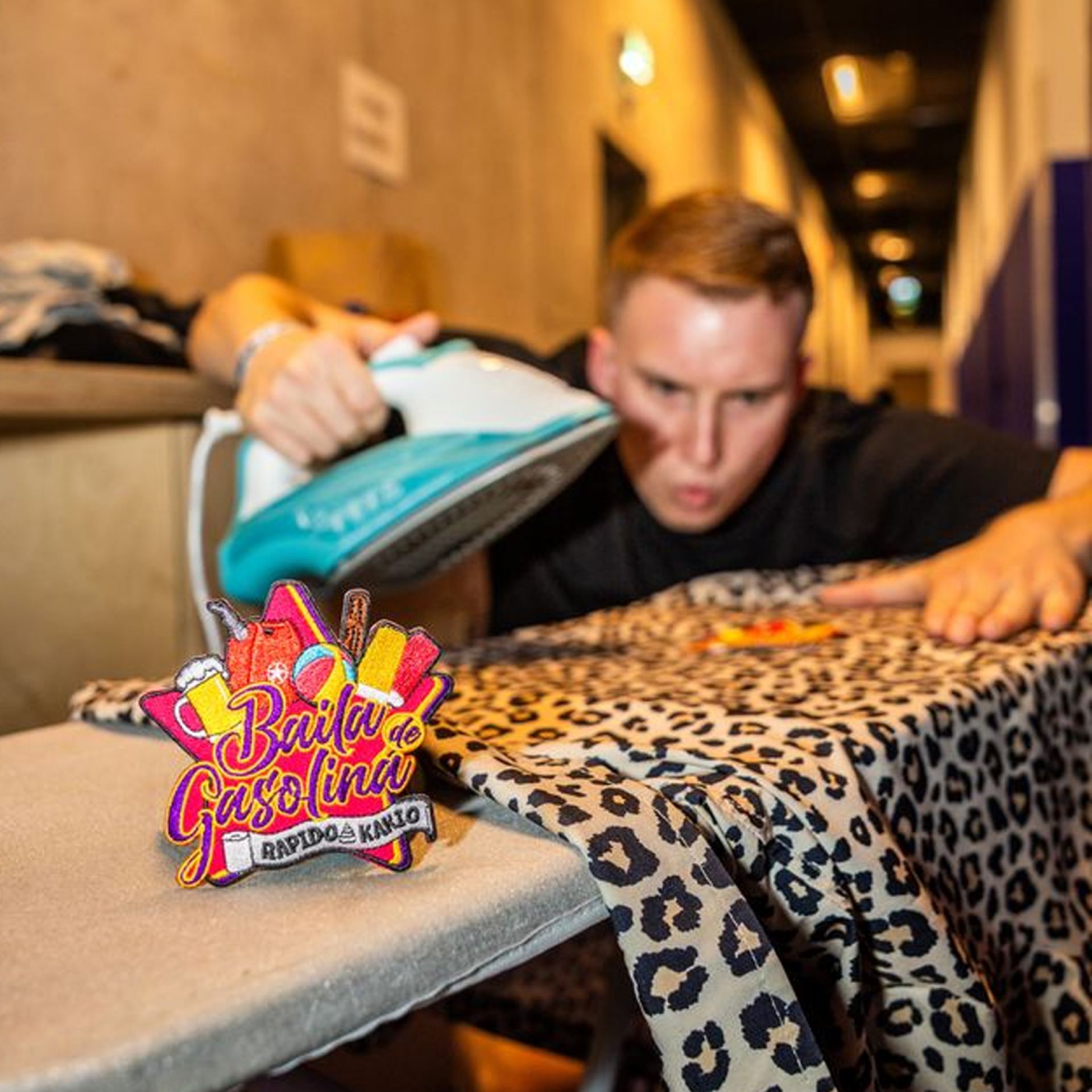 Embleem baila de gasolina strijken