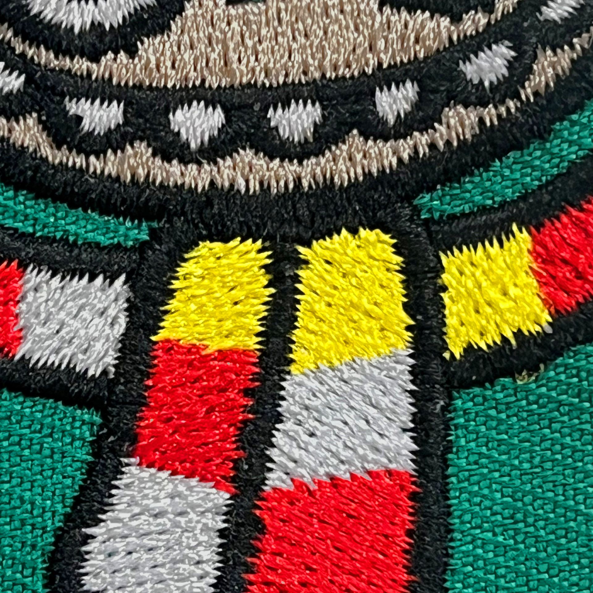 Oeteldonk embleem griezelpop detail