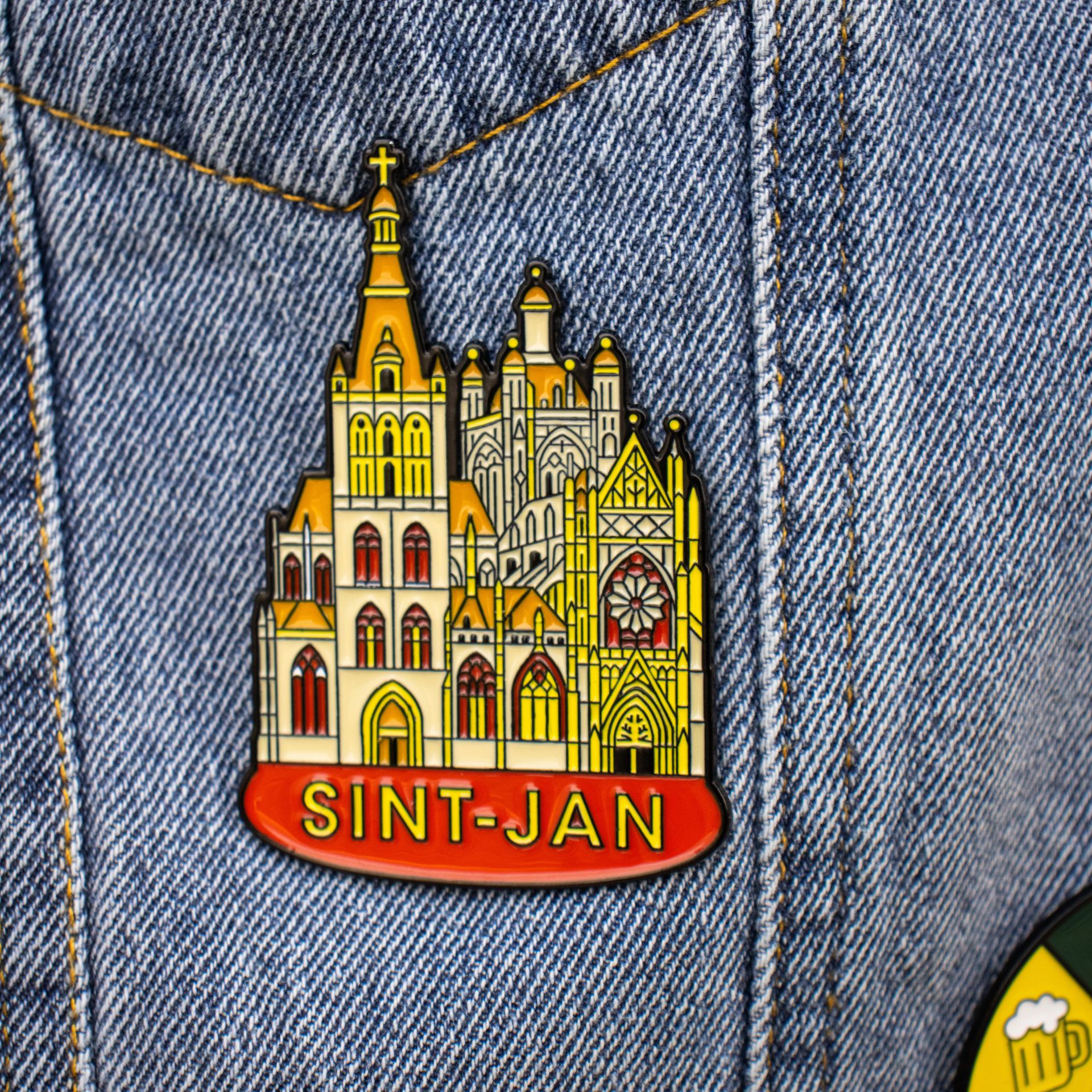 Oeteldonk pin Sint-Jan Kathedraal op jasje