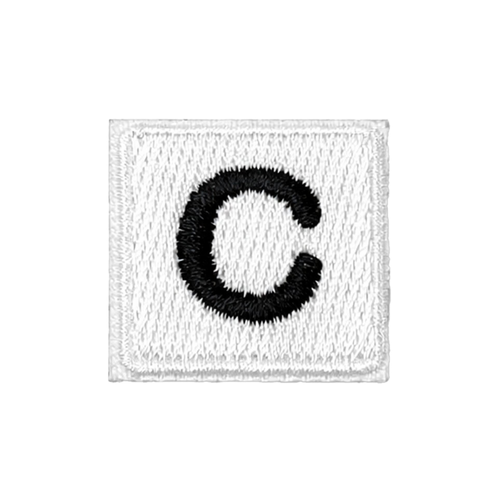 Kruikenstad embleem Scrabble stijl letter C