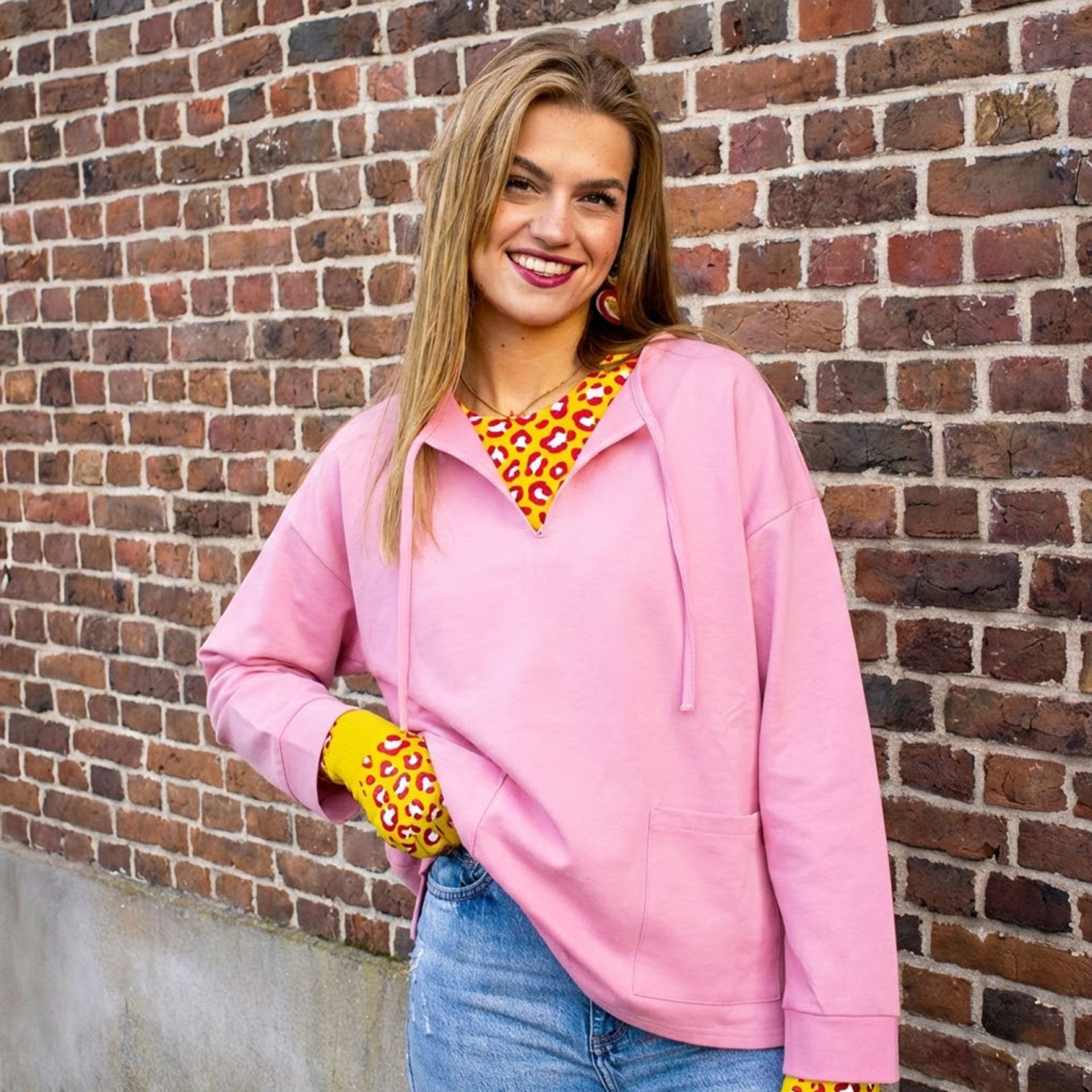 Boerenkiel unisex lichtroze op model