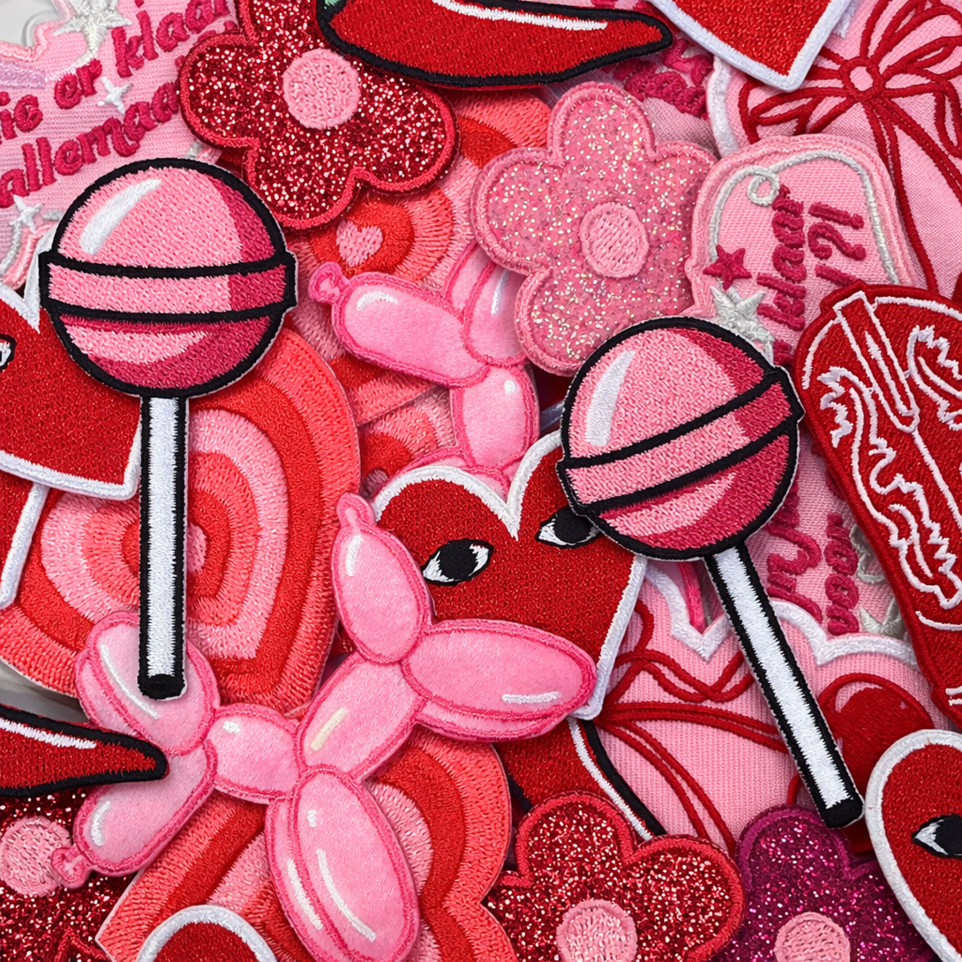 Kielegat embleem roze ballonhond voorbeeld